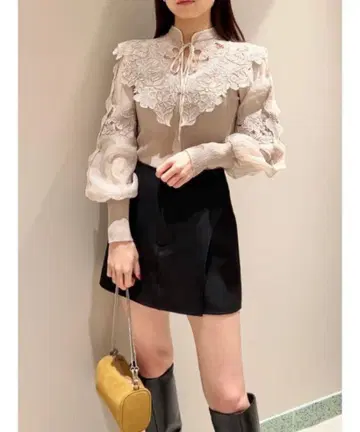 SNIDEL 레이스 칼라 니트 풀오버 베이지 핑크