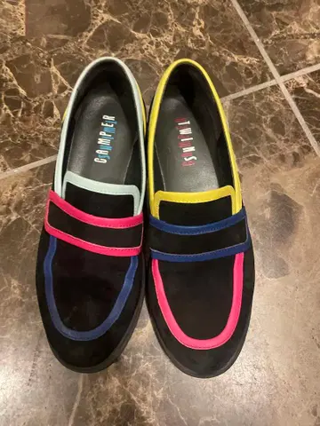 캠퍼 블랙 멀티 컬러 로퍼