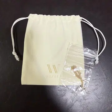 WIZBEE 목걸이 요시노 호쿠토
