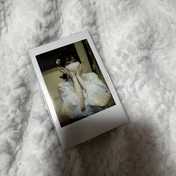 쿠루스 린 폴라로이드