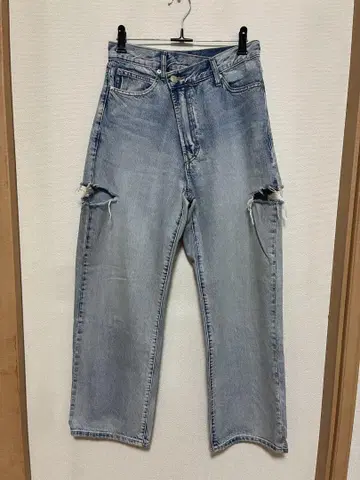 LOWRYS FARM 라이트 블루 아지메 데님 팬츠