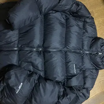 thisisneverthat 블랙 다운 자켓 M