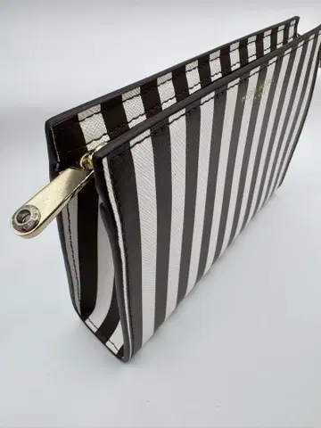 henri bendel 헨리벤델 파우치 새상품