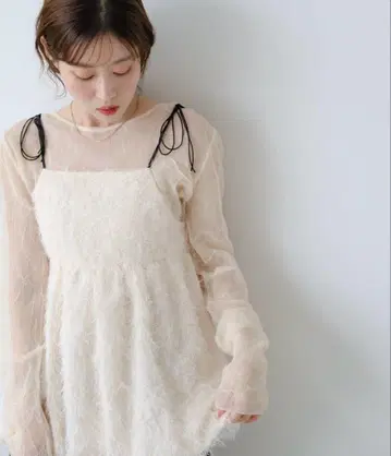 kastane 벌룬 샤기 뷔스티에 아이보리