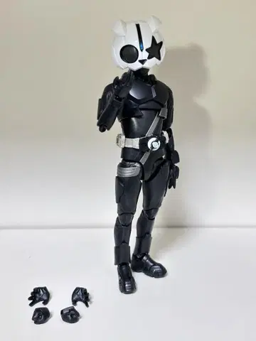 S.H.Figuarts 가면라이더 기츠 시로 북극곰 피규아트