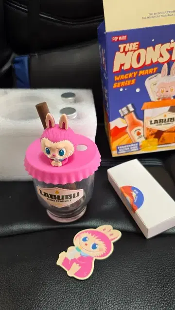 러브브 디퓨저 미사용 새상품 POPMART 매장 구매 미사용