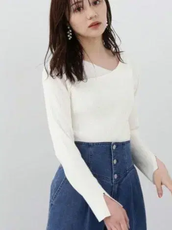 뉴앙스 리브 니트 프로포션 바디 드레싱 상의 니트