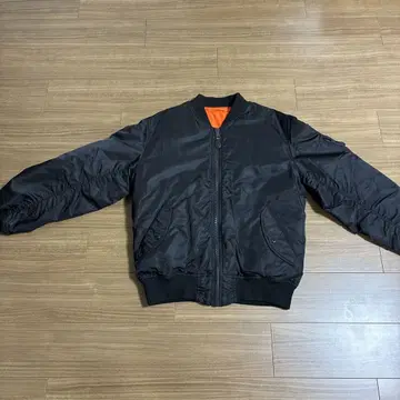 [ 새상품급 ] AVIREX MA-1 블랙 자켓