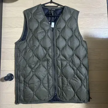 TAION 다운 베스트 M 사이즈