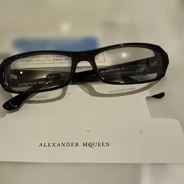 ALEXANDER McQUEEN 블랙 안경 AMD-5013