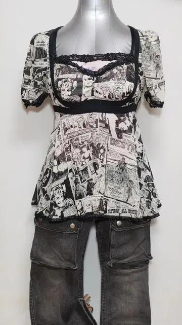 Hysteric Glamour 얇은 원단 프릴 셔츠 + 탱크탑 세트