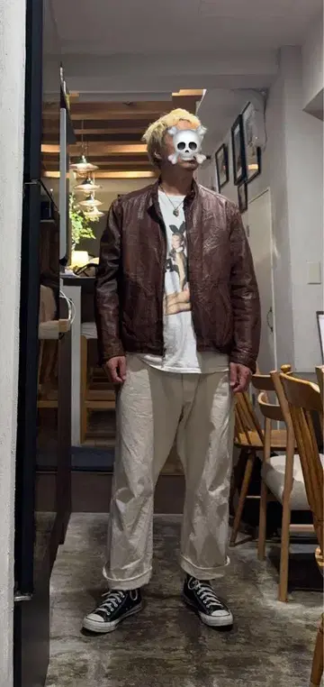 브라운 가죽 자켓