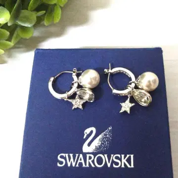 Swarovski 펄 크리스탈 별 참 포함 후프 귀걸이