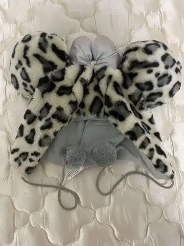 레오파드 무늬 팬캡