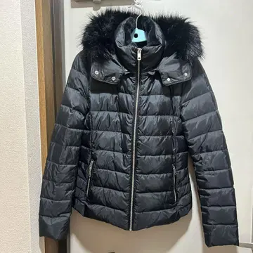 ZARA 퍼 달린 다운 자켓