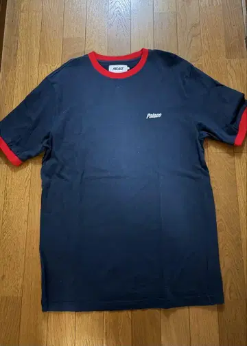 Palace 셔츠