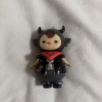 PUCKY 피규어