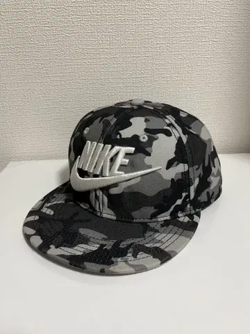 나이키 카모플라쥬 캡