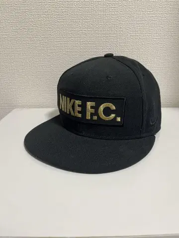 NIKE F.C. 블랙 캡 스냅백