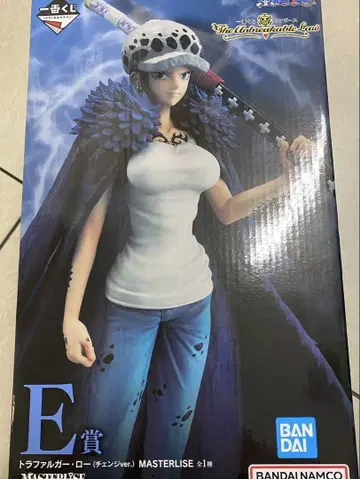 원피스 제일복권 E상 트라팔가 로 체인지ver 피규어