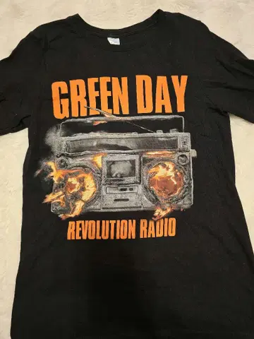 GREEN DAY REVOLUTION RADIO 티셔츠 XS 사이즈