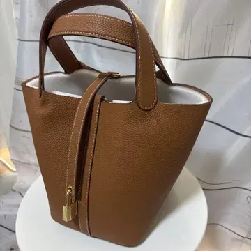 [ 새상품 ] 큐브 백 브라운