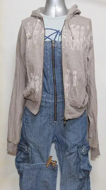 Hysteric Glamour 해골 행진 앞 지퍼 후드티 얇은 원단