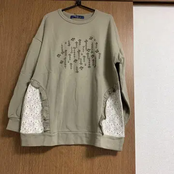 꽃무늬 자수 긴팔 트레이닝복 D.S.C