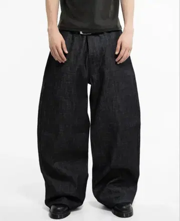 (선착순) MENES Janome Raw BaggyJeans Black