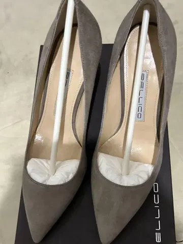 PELLICO 스웨이드 펌프스 35