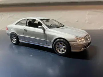 Mercedes-Benz CLK 1/43 실버