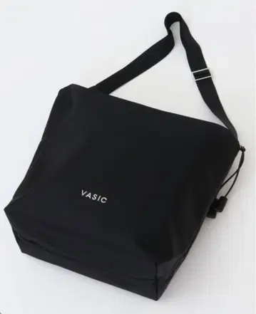 VASIC  Day-To 버킷 숄더백 블랙