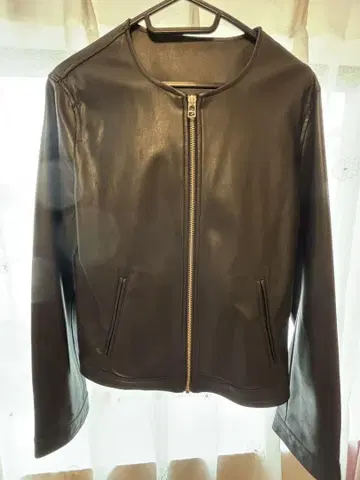 블랙 가죽 자켓