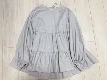 yori 요리 티어드 롱 블라우스 그레이 리본