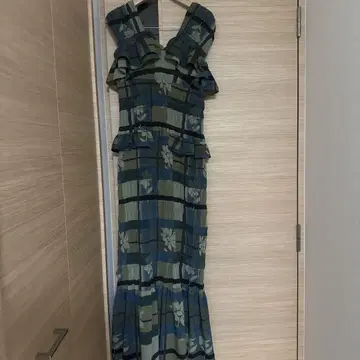 SHIRRING FRILL 드레스
