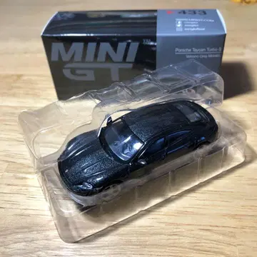 MINIGT No.433 Porsche Taycan Turbo S