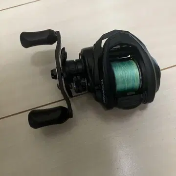 Abu Garcia ROXANI BF8 베이트 낚시릴