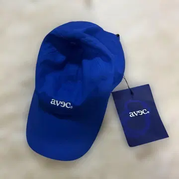 avec alawys together with u 로고 캡 택 포함