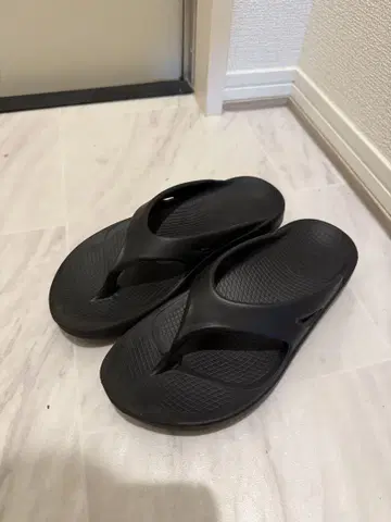 oofos 우포스 샌들