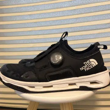 THE NORTH FACE BOA 블랙스니커즈