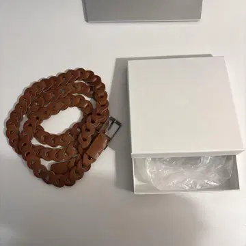 Llife LEATHER CHAIN BELT SIENNA