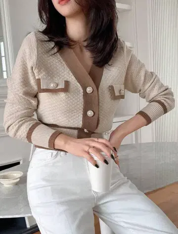 베이지 펄 버튼 니트 가디건
