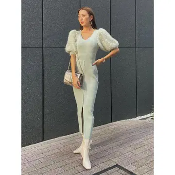 rienda 퍼 퍼프 슬리브 원피스 프리 사이즈