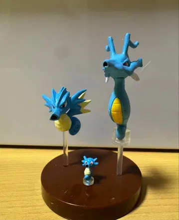 입체 포켓몬 도감 타츠베 시드라 킹드라 피규어