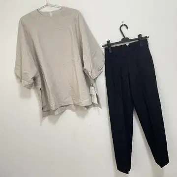 미라 오웬 벌룬 슬리브 블라우스 x 스트레이트 팬츠 SETUP