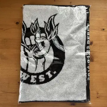 WEST. 스포츠 타월 패밀리 클럽 스토어