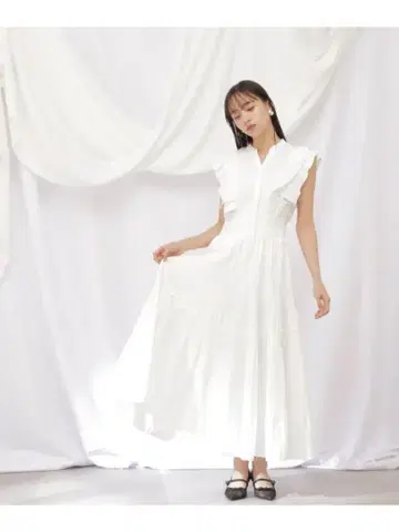 볼륨 디자인 플리츠 원피스 JILL by JILL STUART
