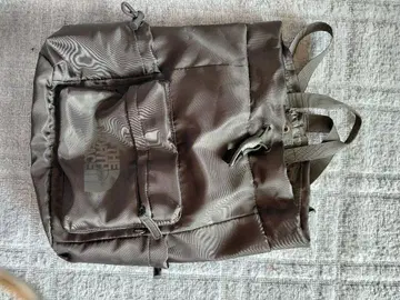 THE NORTH FACE 다크 브라운 백팩