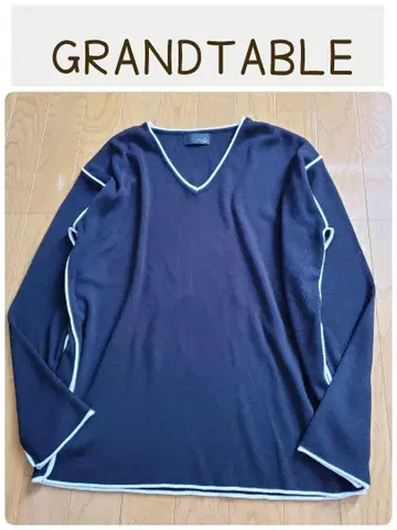 GRANDTABLE 그랜터블 V넥 라인 니트 블랙 x 화이트