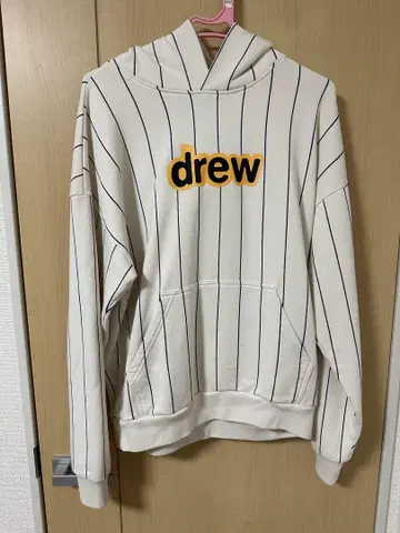 drew 스트라이프 후드티 사인 포함